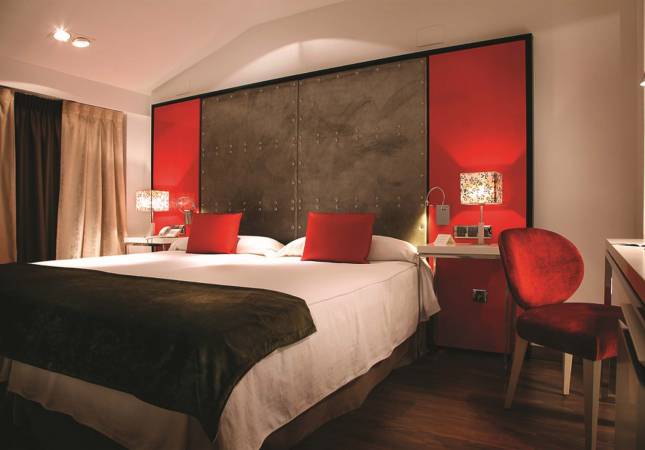 Espaciosas habitaciones en Hotel San Ramón del Somontano. Relájate con los mejores precios de Huesca